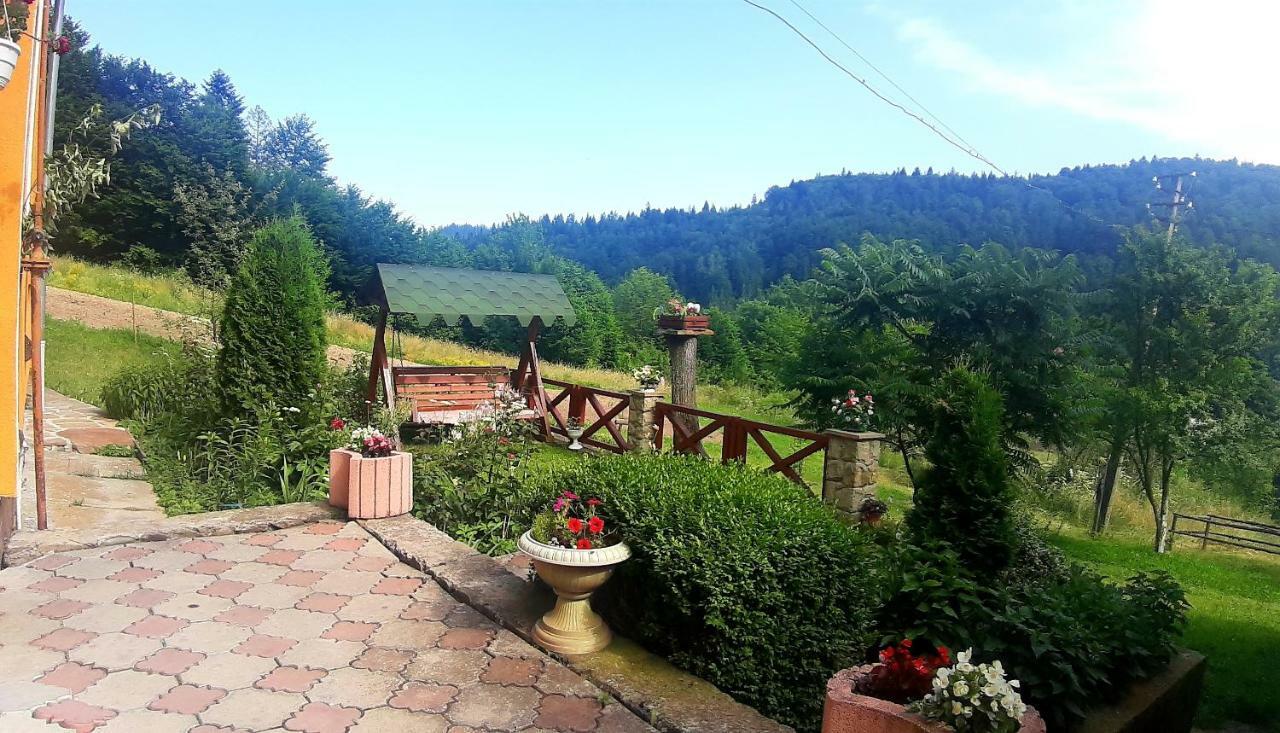 Guest House Karpaty ヤレムチャ エクステリア 写真
